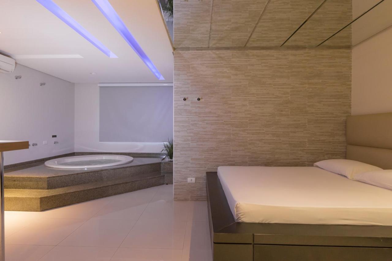 Poeme Motel By Drops São José dos Pinhais エクステリア 写真