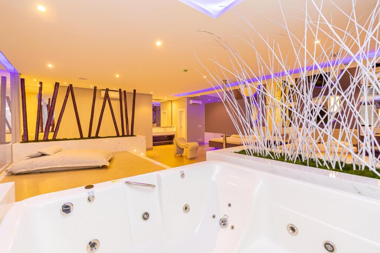 Poeme Motel By Drops São José dos Pinhais エクステリア 写真
